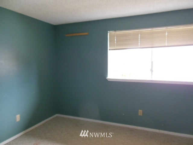 12810 Southeast 186th Street Renton, WA 98058 - Photo 18 of 22 Gallery Image 18