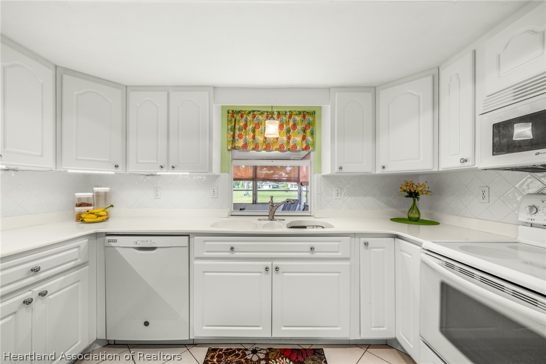 7025 Spring Hill Road Sebring, FL 33876 - Photo 9 of 30 Gallery Image 9