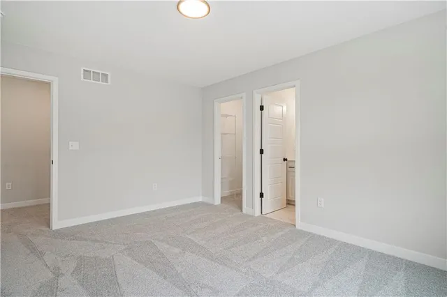 $479,950 | 409 Woodview Drive, Raymore, MO 64083