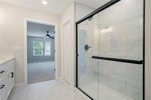 $479,950 | 409 Woodview Drive, Raymore, MO 64083