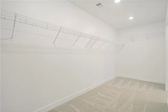 $479,950 | 409 Woodview Drive, Raymore, MO 64083