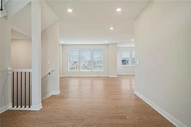 $479,950 | 409 Woodview Drive, Raymore, MO 64083