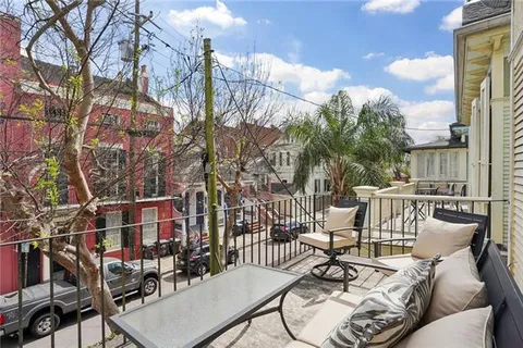 $815,000 | 1425-27 Royal Street, New Orleans, LA 70116