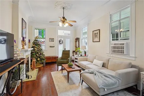 $815,000 | 1425-27 Royal Street, New Orleans, LA 70116