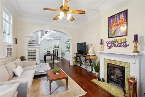 $815,000 | 1425-27 Royal Street, New Orleans, LA 70116