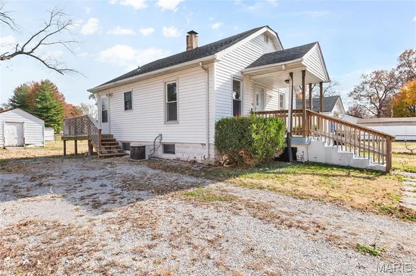 $85,000 | 210 Poag Avenue, South Roxana, IL 62087