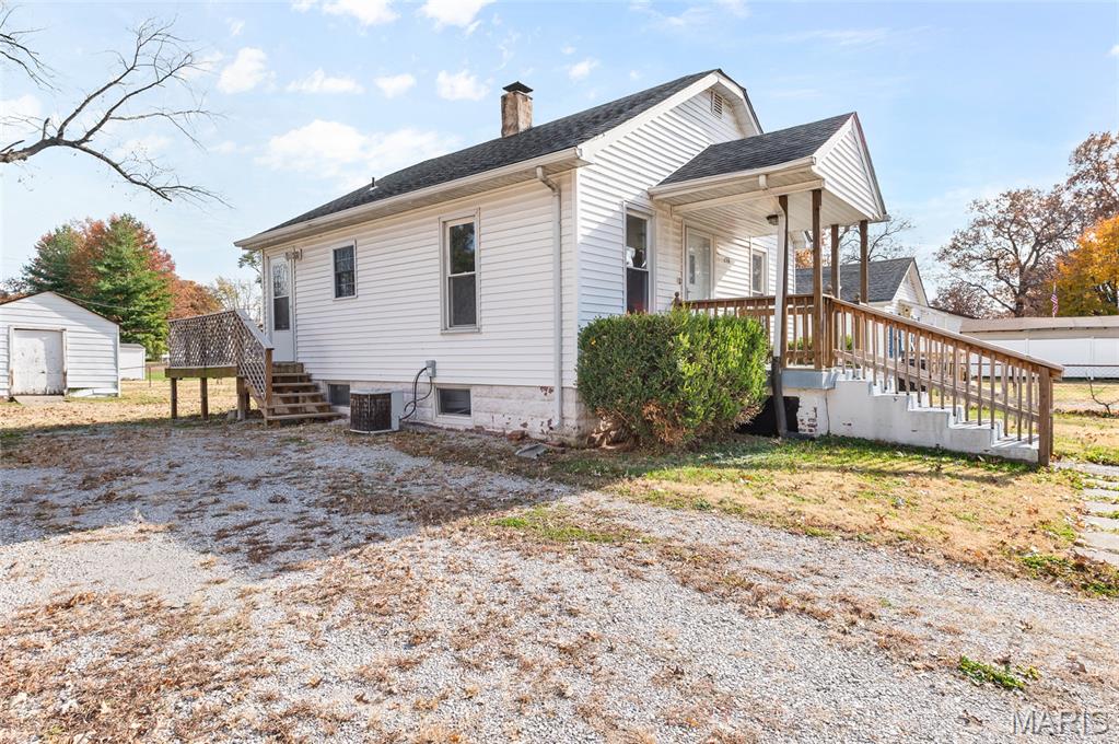 210 Poag Avenue South Roxana, IL 62087 - Photo 2 of 20
