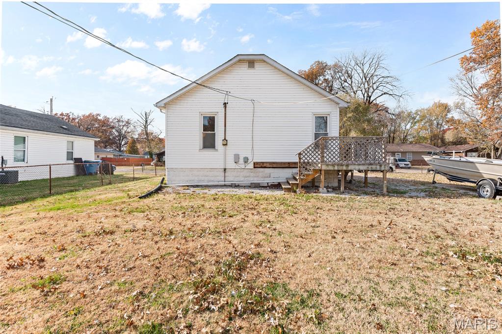 210 Poag Avenue South Roxana, IL 62087 - Photo 3 of 20