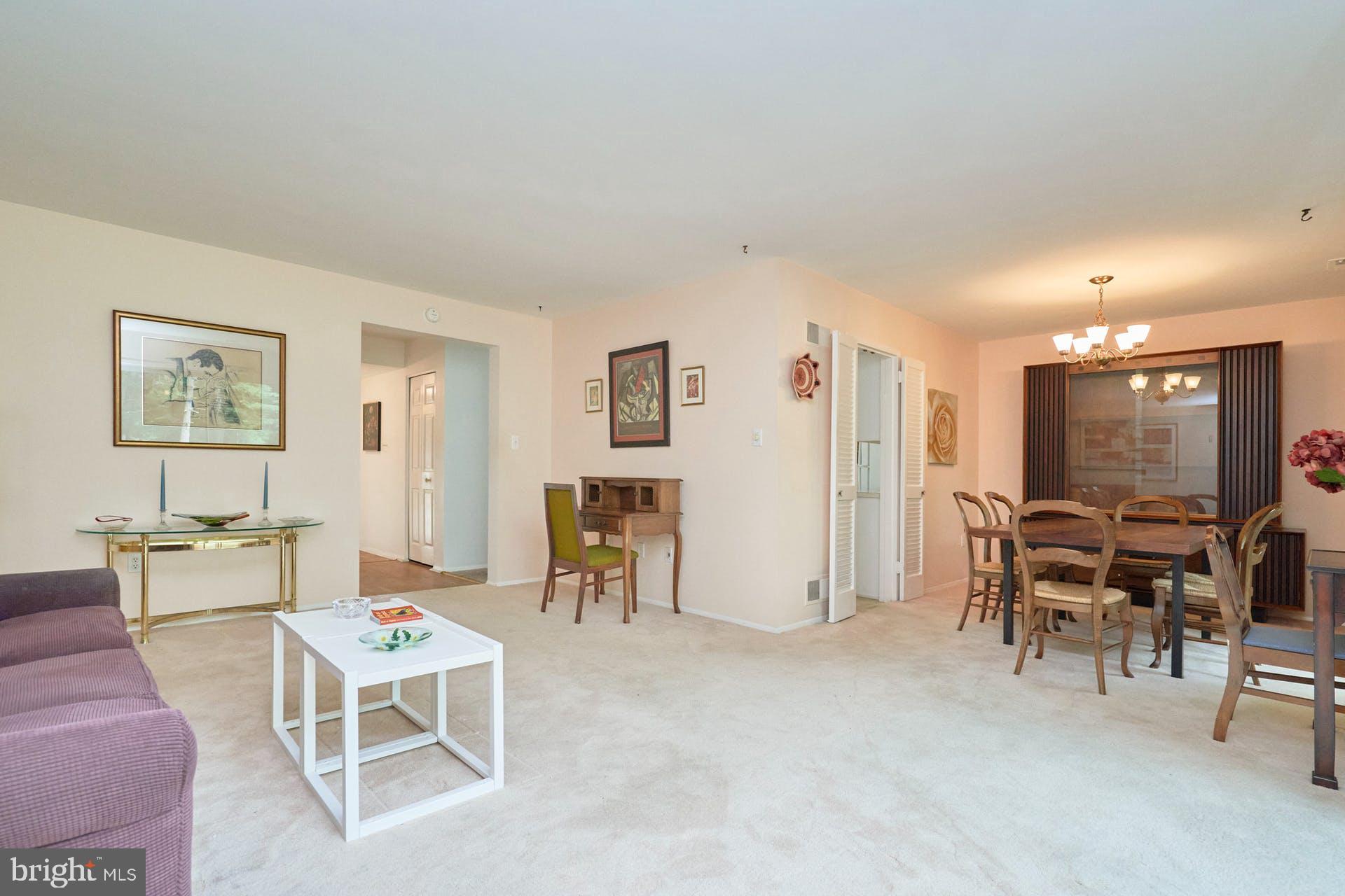 1760 Ivy Oak Square, Unit 35 Reston, VA 20190 - Photo 15 of 55 Gallery Image 15
