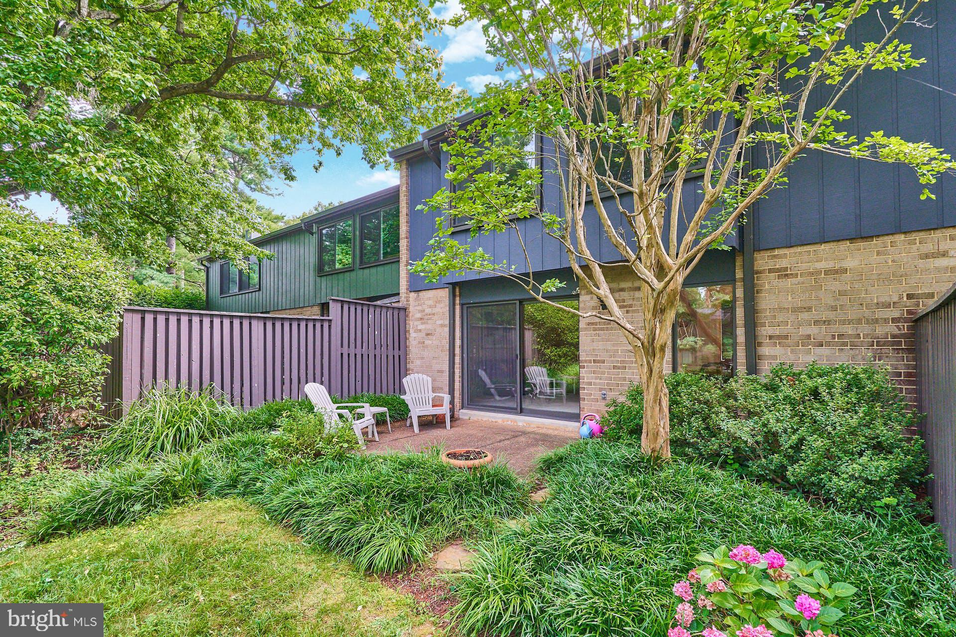 1760 Ivy Oak Square, Unit 35 Reston, VA 20190 - Photo 29 of 55 Gallery Image 29