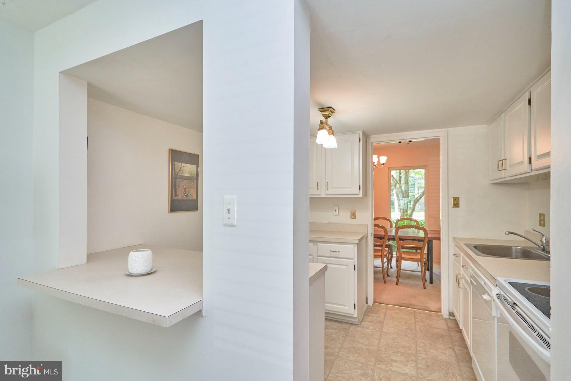 1760 Ivy Oak Square, Unit 35 Reston, VA 20190 - Photo 6 of 55 Gallery Image 6