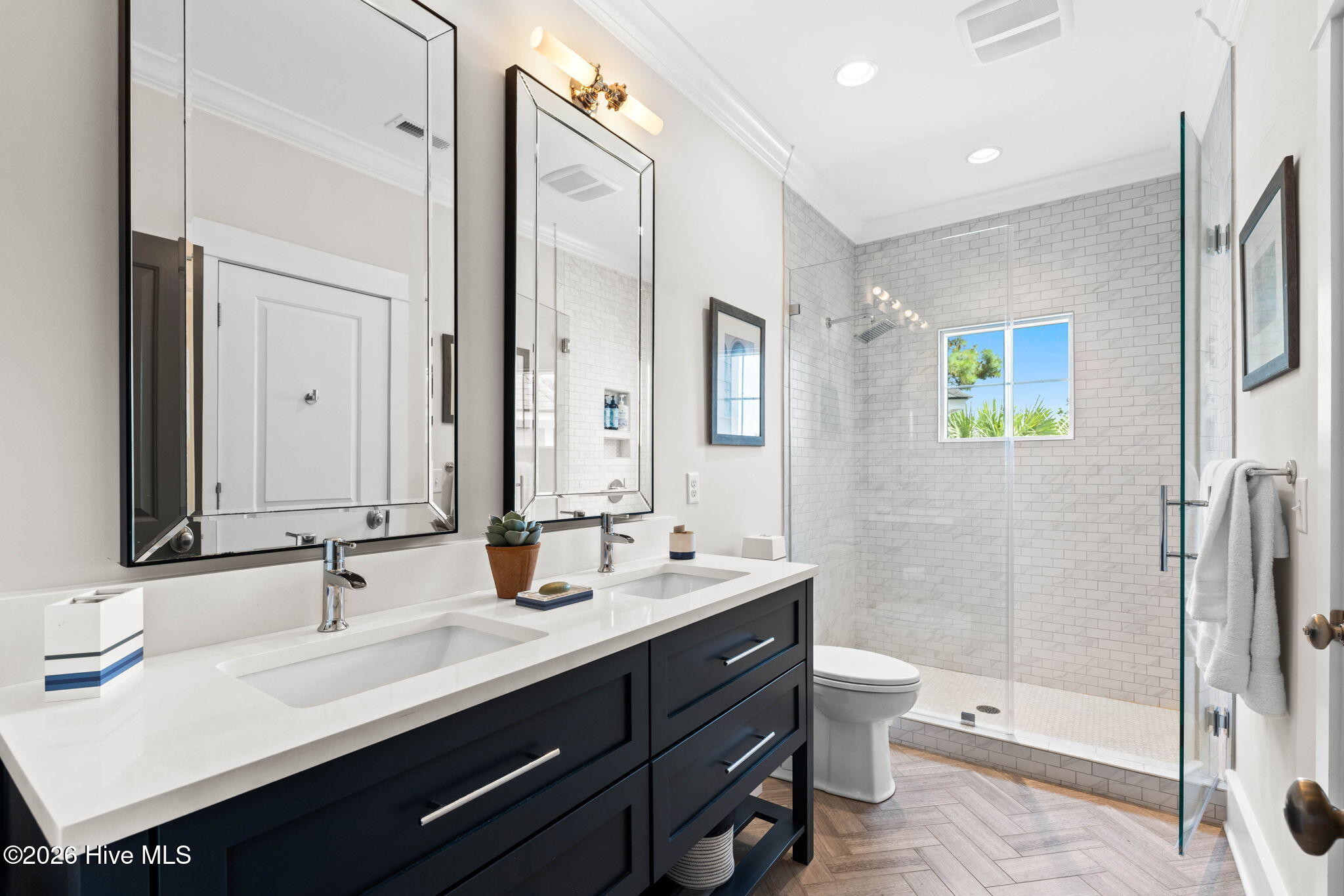 6197 Castlebrook Way Southwest Ocean Isle Beach, NC 28469 - Photo 81 of 120 Guest bathroom 3 with tile shower