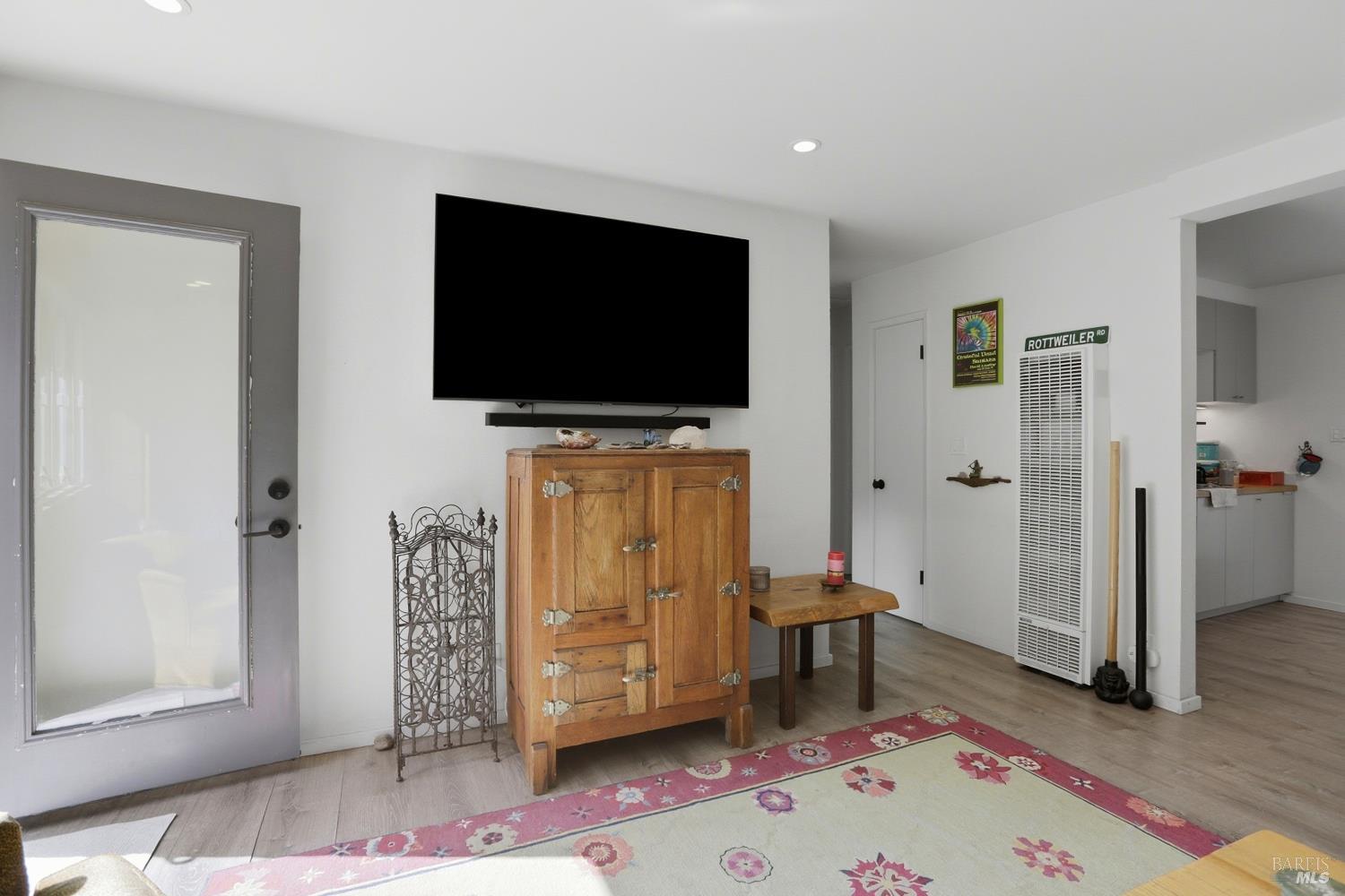 10 Pedrini Way Lagunitas, CA 94938 - Photo 4 of 31 a living room with furniture and a flat screen tv