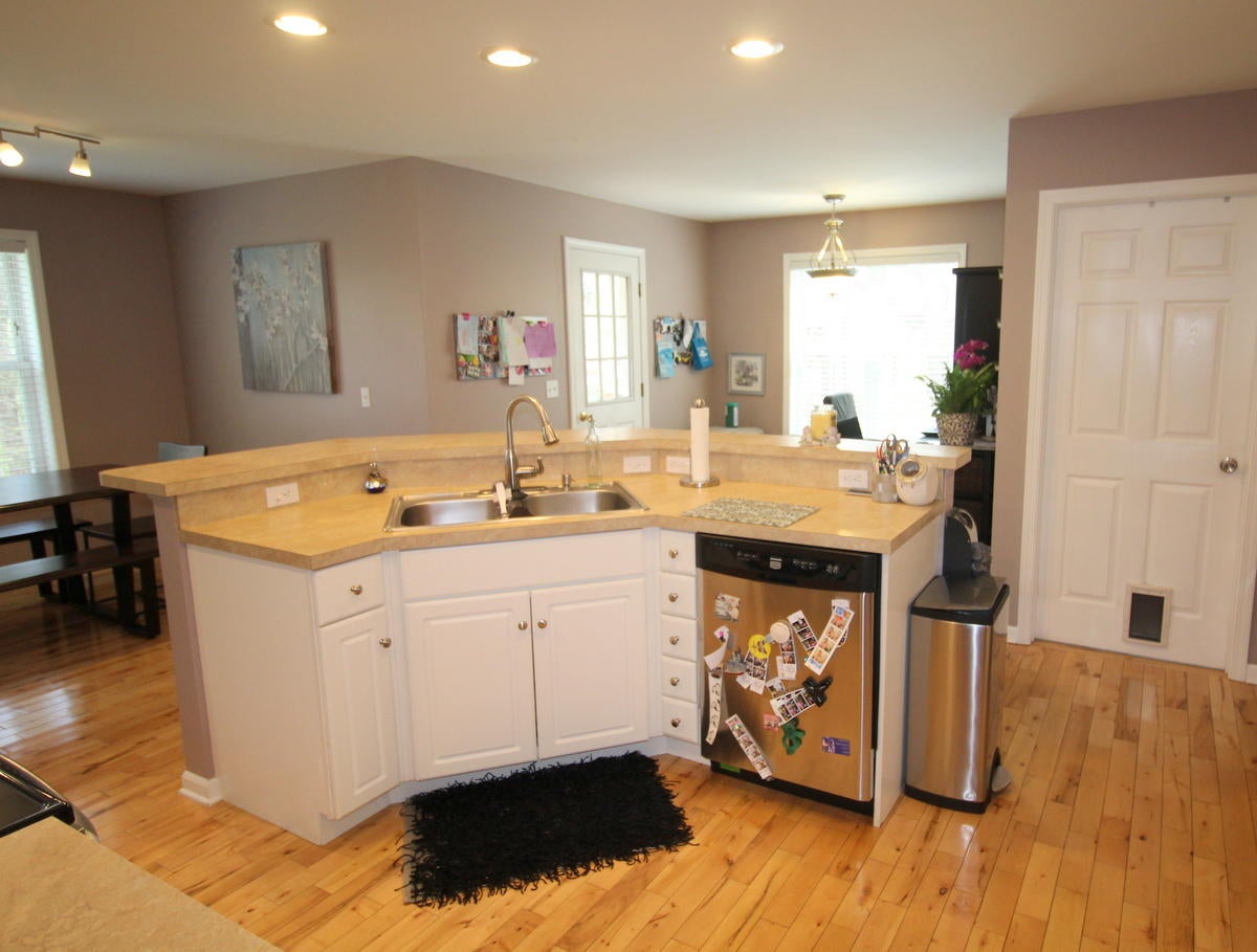 8562 Ridgeway Road Petoskey, MI 49770 - Photo 11 of 31 Gallery Image 11