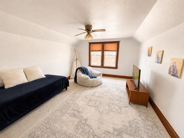 2327 Buchanan Road Kenosha, WI 53143 - Photo 9 of 25 livingroom upper