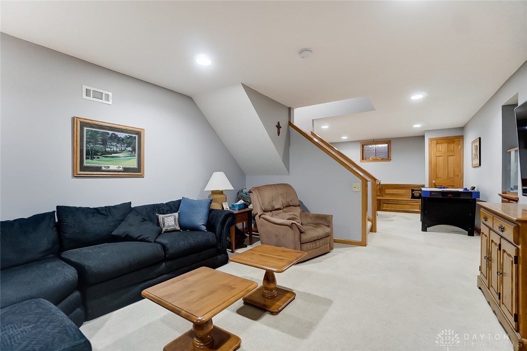 10181 Simms Station Road Dayton, OH 45458 - Photo 53 of 68 Gallery Image 53