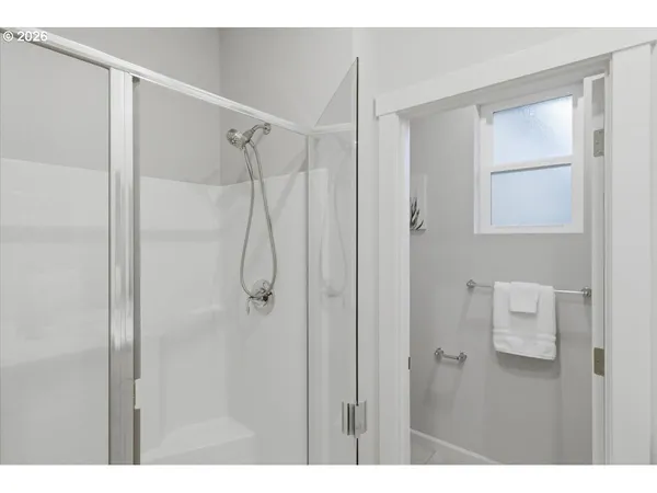 $499,900 | 1434 Gladiola Drive, Junction City, OR 97448
