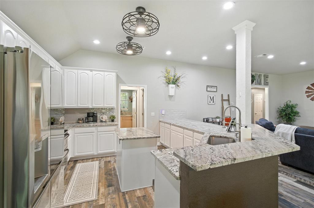 210 Saddle Club Road Weatherford, TX 76088 - Photo 11 of 40
