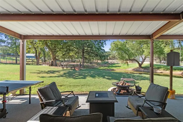 $699,000 | 210 Saddle Club Road, Weatherford, TX 76088
