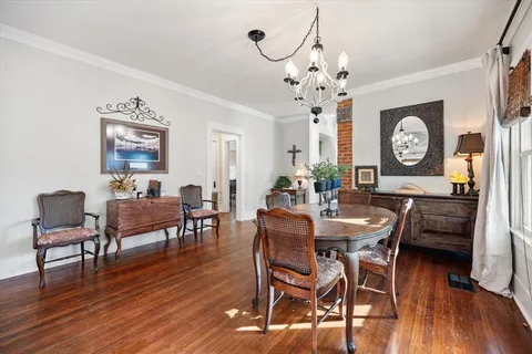 $449,900 | 407 West Columbia Street, Weatherford, TX 76086