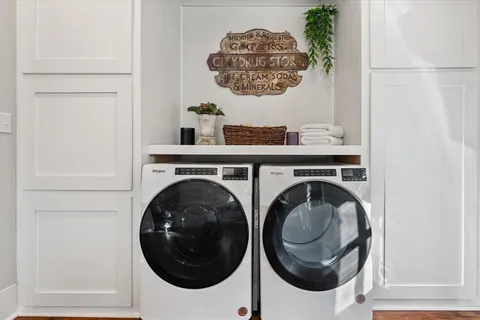 $449,900 | 407 West Columbia Street, Weatherford, TX 76086