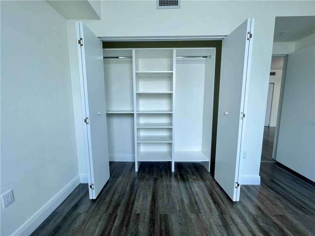 110 Southwest 12th Street, Unit 907 Miami, FL 33130 - Photo 5 of 18 Photo 5