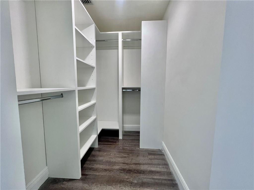 110 Southwest 12th Street, Unit 907 Miami, FL 33130 - Photo 9 of 18 Photo 9