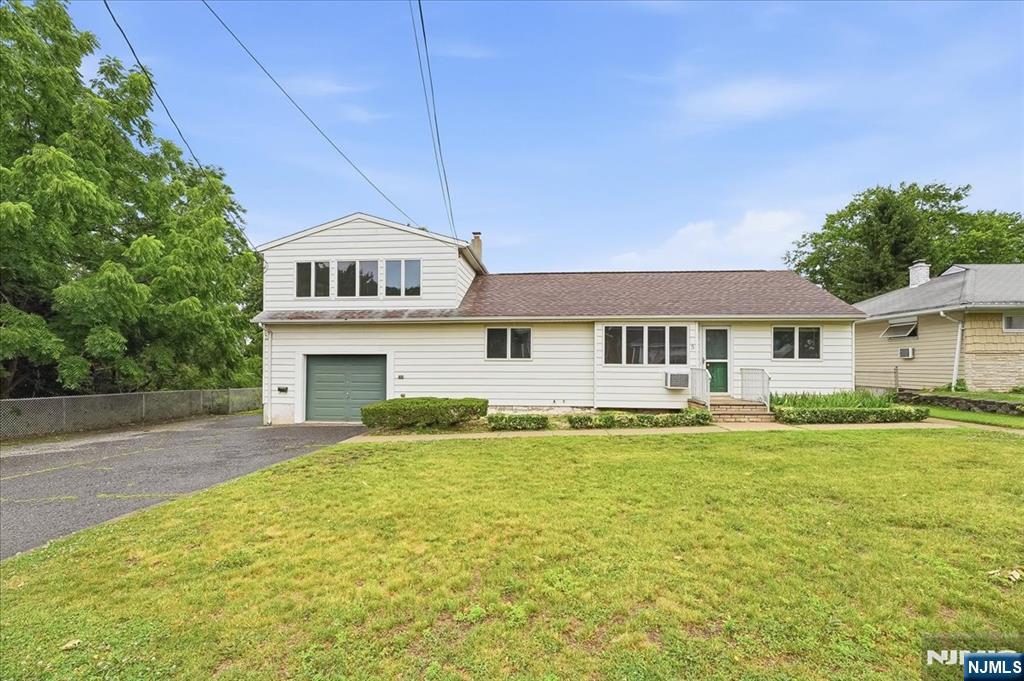 5 Lexington Avenue Wallington, NJ 07057 - Photo 1 of 48