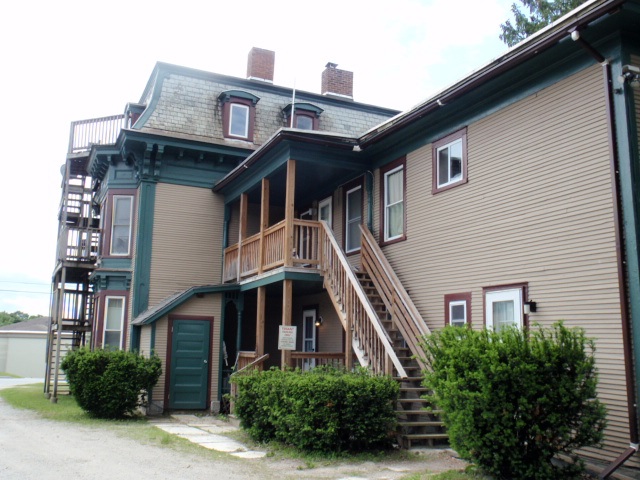 85 Park Avenue Rutland, VT 05701 - Photo 5 of 9