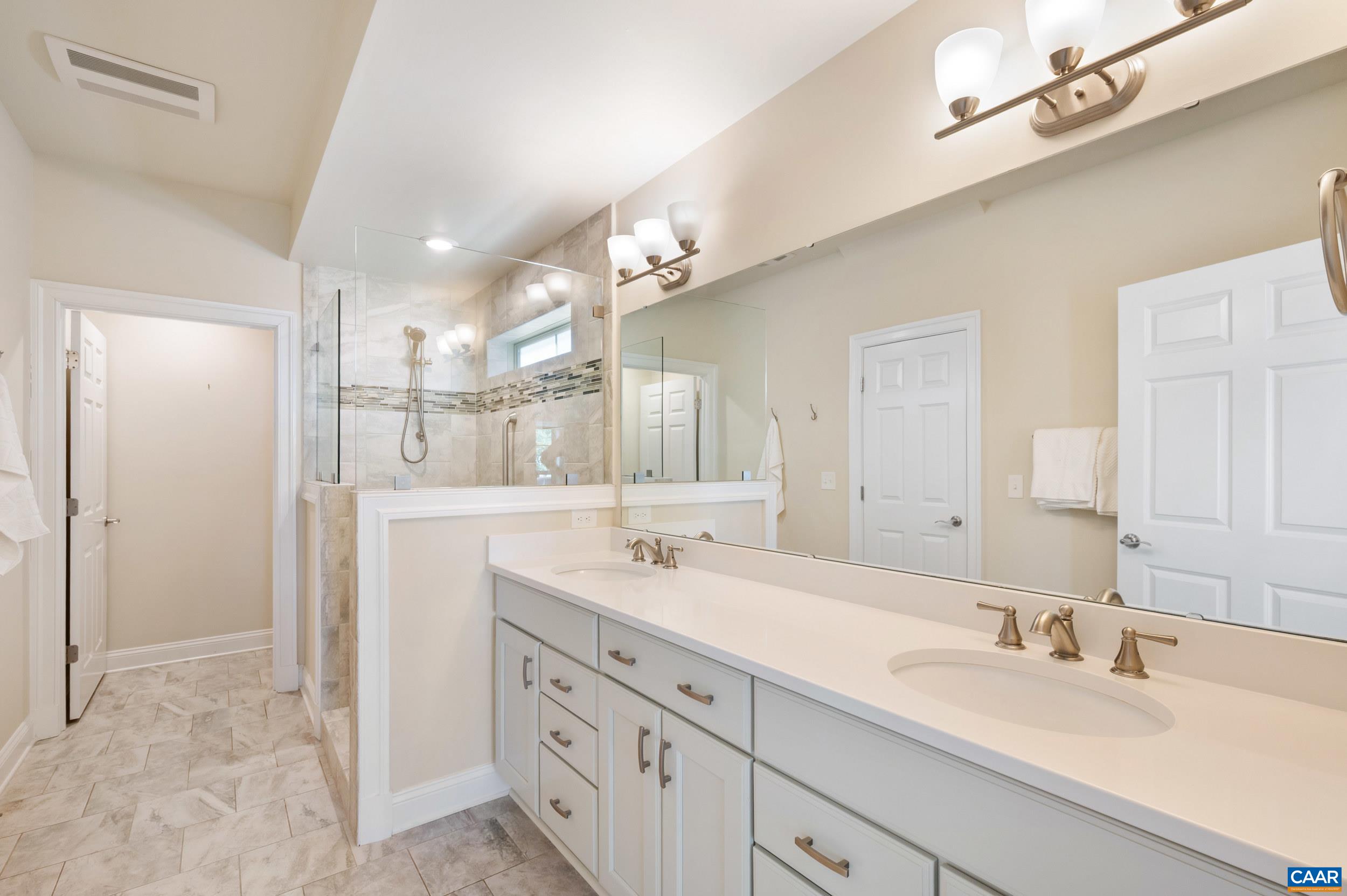744 Highgate Row Crozet, VA 22932 - Photo 14 of 28
