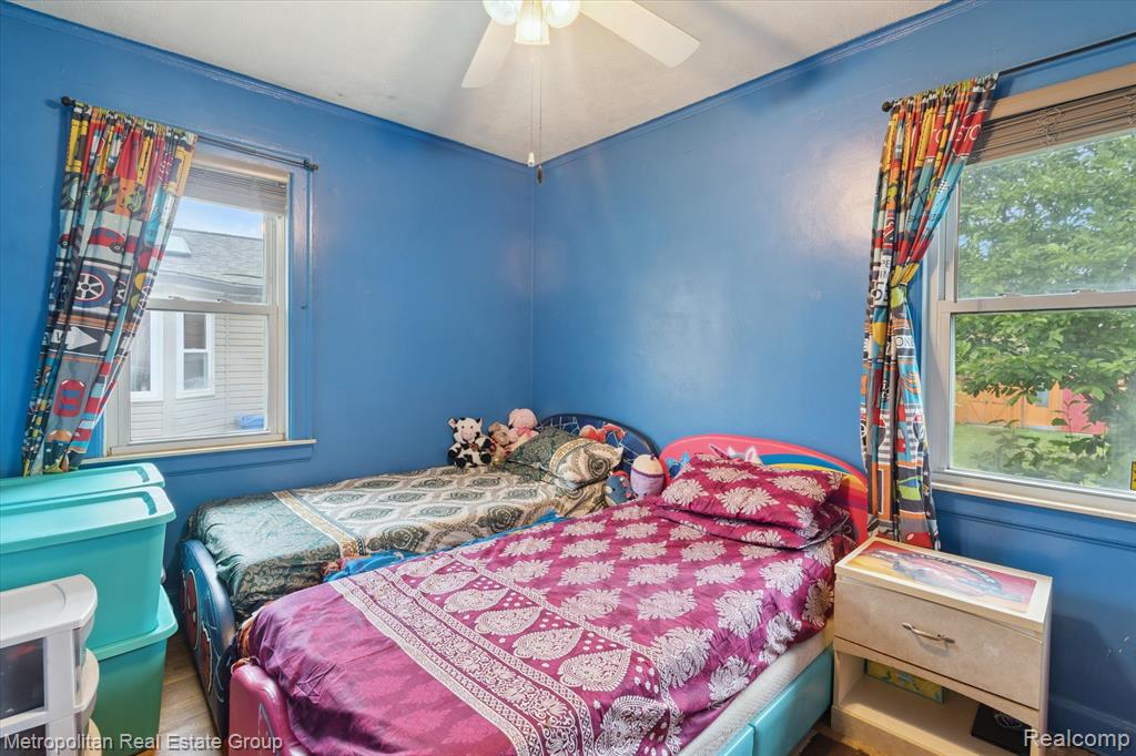 4529 Frazho Road Warren, MI 48091 - Photo 23 of 47