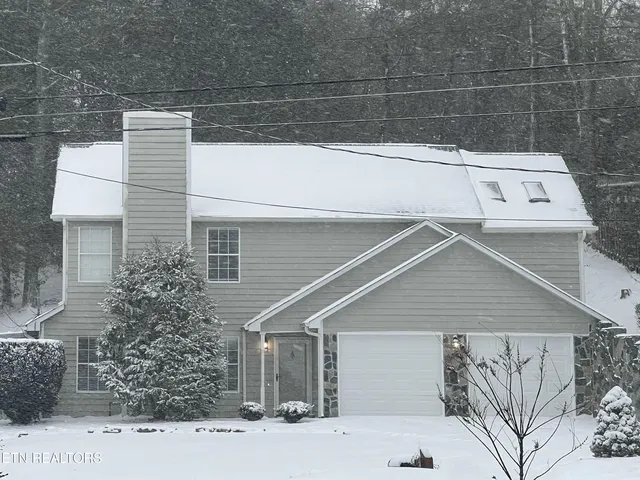 $439,900 | 1216 Durham Road, Knoxville, TN 37931