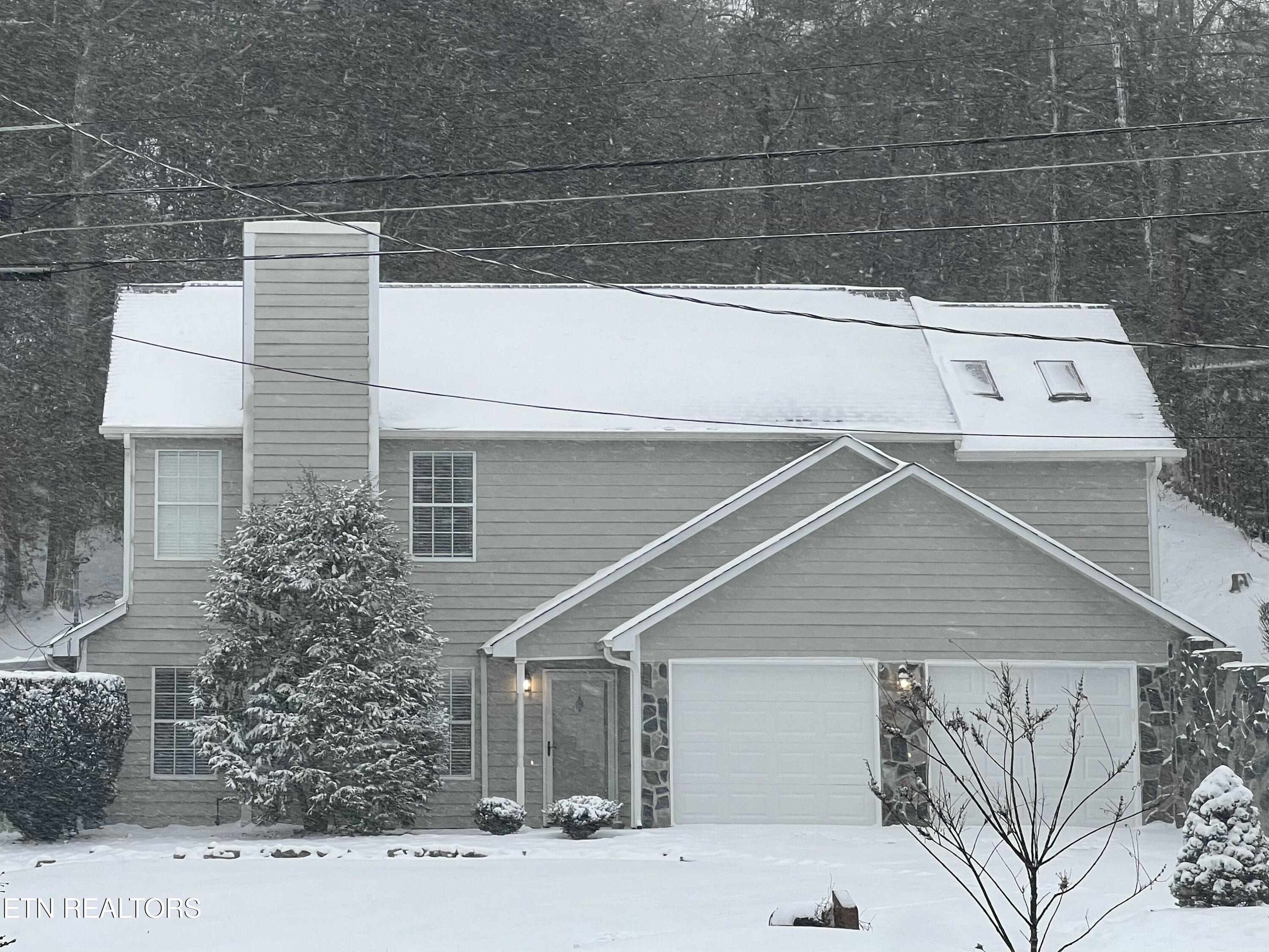 1216 Durham Road Knoxville, TN 37931 - Photo 1 of 1 Front