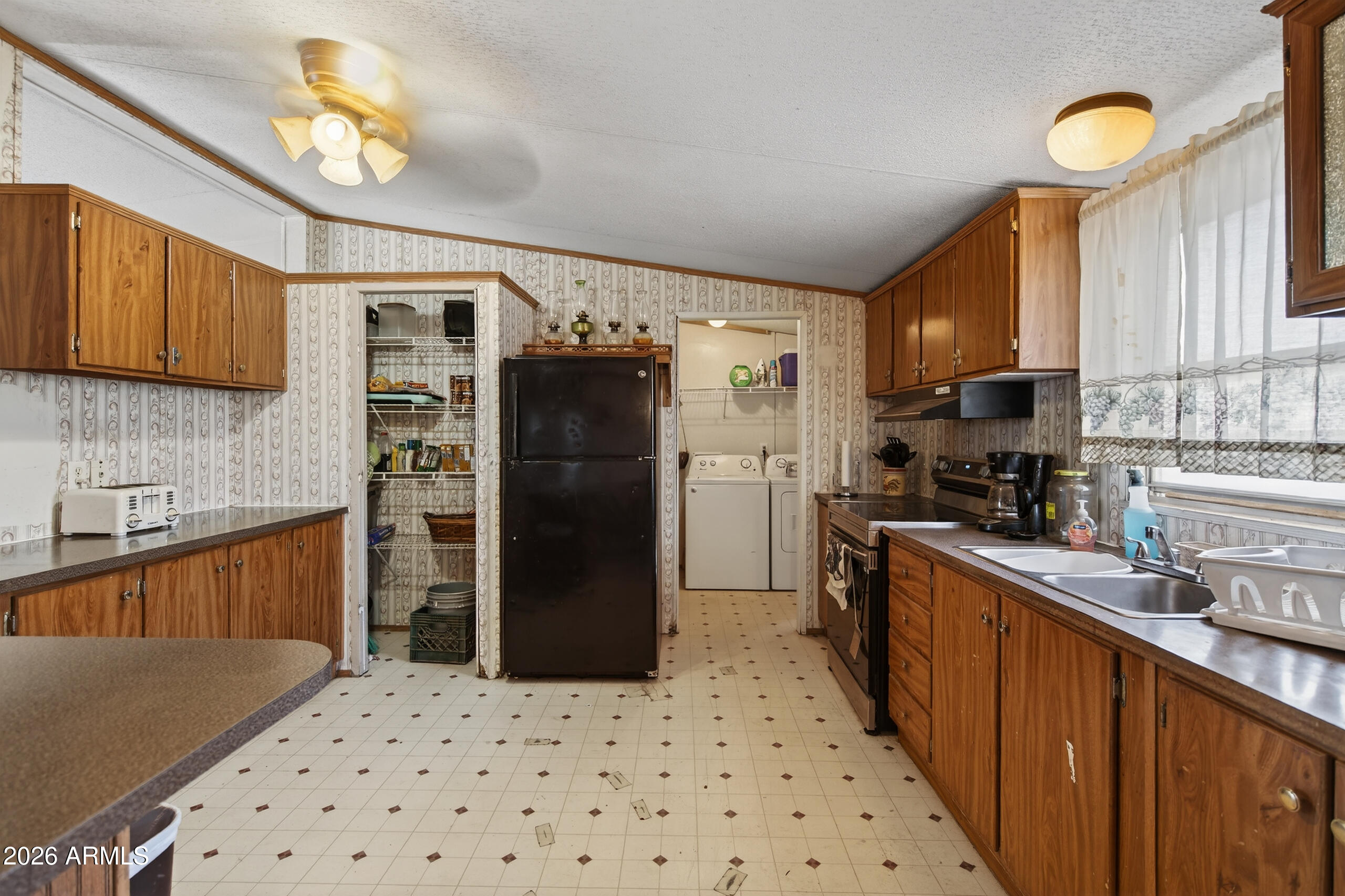 3683 West Rolls Road Queen Creek, AZ 85144 - Photo 9 of 38 DSC05626