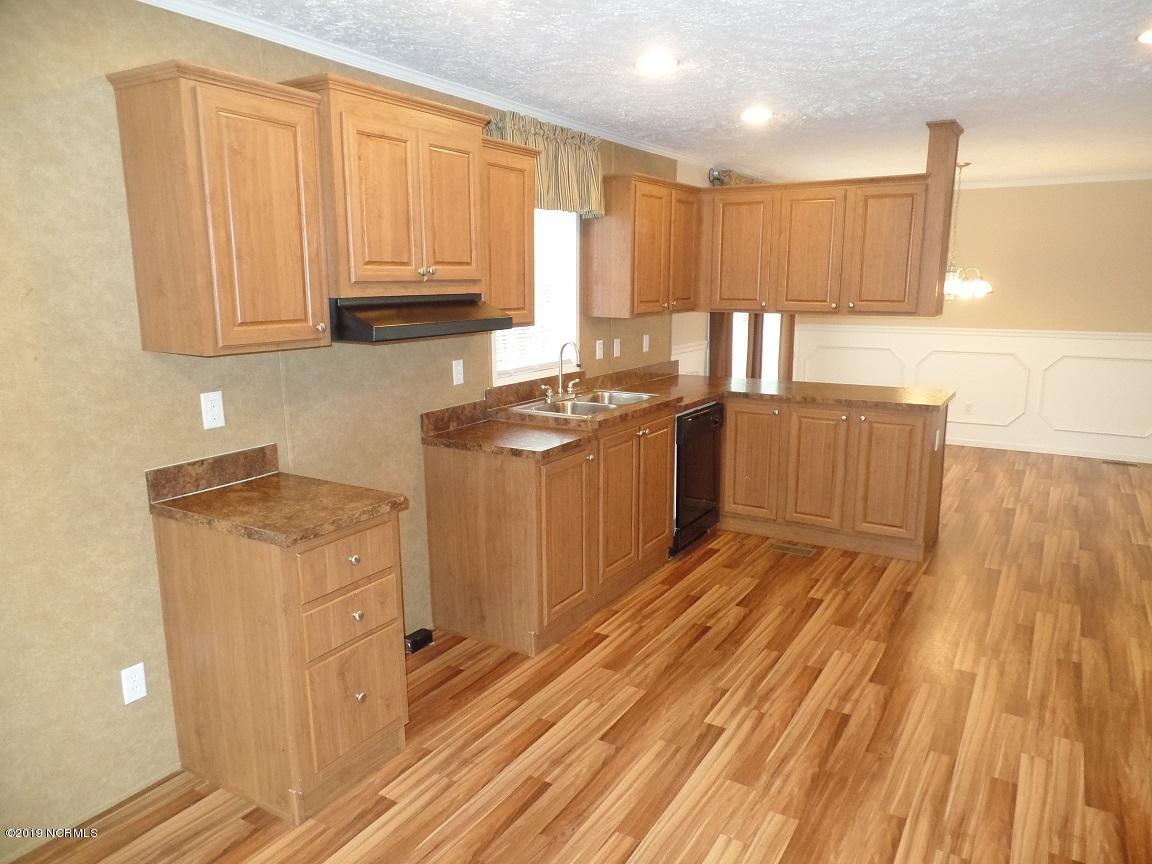4840 Marsh Road Bladenboro, NC 28320 - Photo 7 of 17 VMF 7 - Kitchen 3