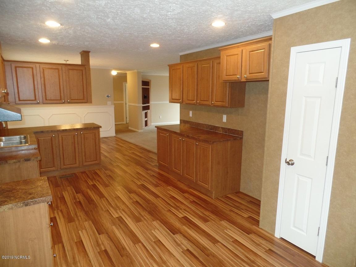 4840 Marsh Road Bladenboro, NC 28320 - Photo 8 of 17 VMF 8 - Kitchen 4