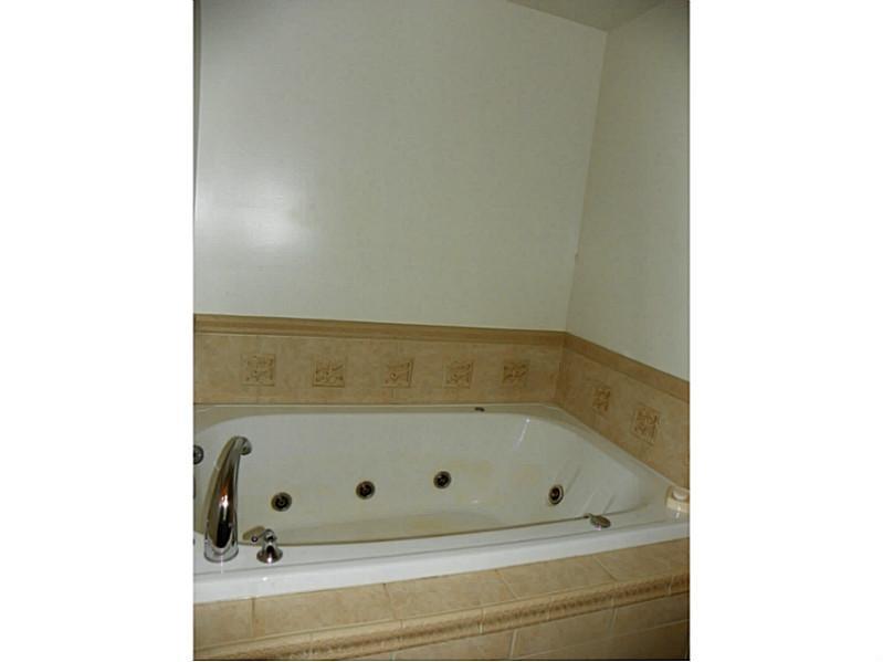 357 Bend Road New Wilmington, PA 16142 - Photo 15 of 25 Master Bath/Spa.