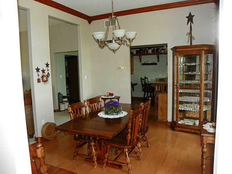 357 Bend Road New Wilmington, PA 16142 - Photo 7 of 25 Dining Room.