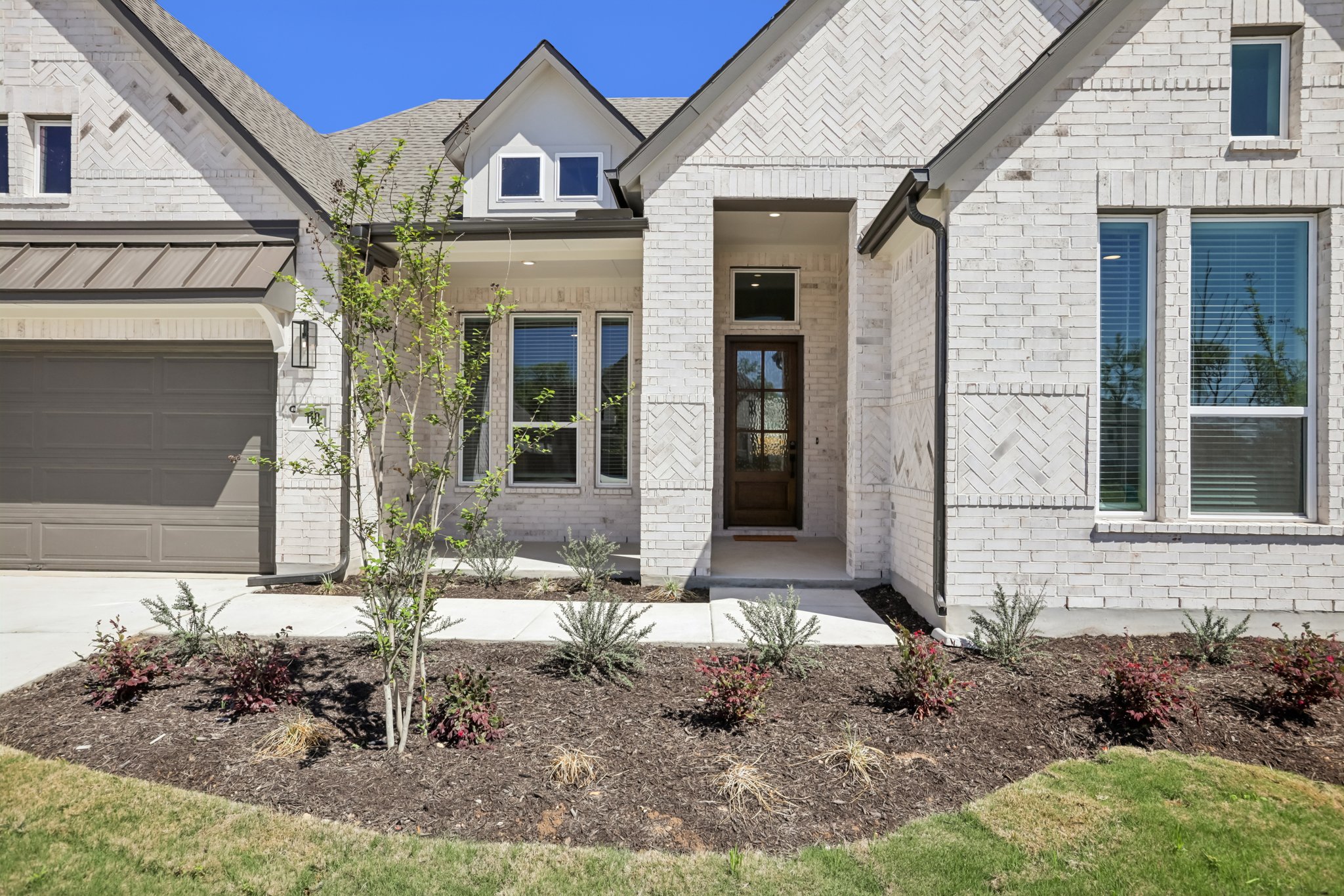 110 Seaside Sparrow Way Kyle, TX 78640 - Photo 3 of 35 MOVE IN READY!