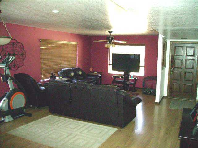1139 South Grade Road Alpine, CA 91901 - Photo 3 of 25 Living room looking out to the views