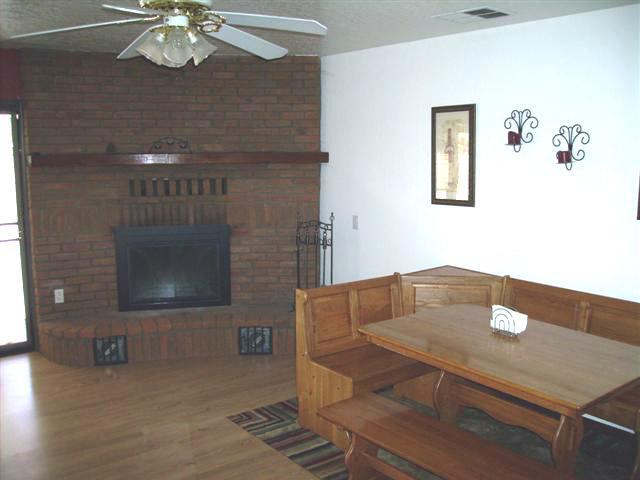 1139 South Grade Road Alpine, CA 91901 - Photo 5 of 25 Family room with Fireplace
