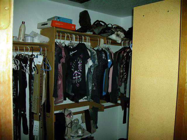 1139 South Grade Road Alpine, CA 91901 - Photo 9 of 25 Master Walk in closet