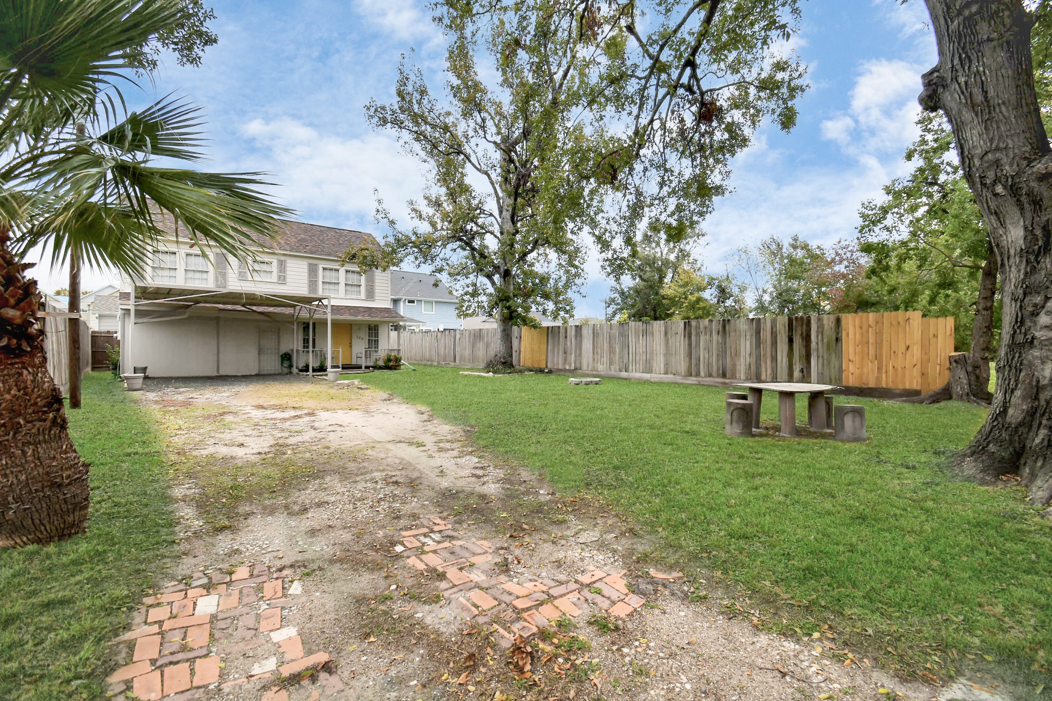 109 Amundsen Street Houston, TX 77009 - Photo 33 of 40