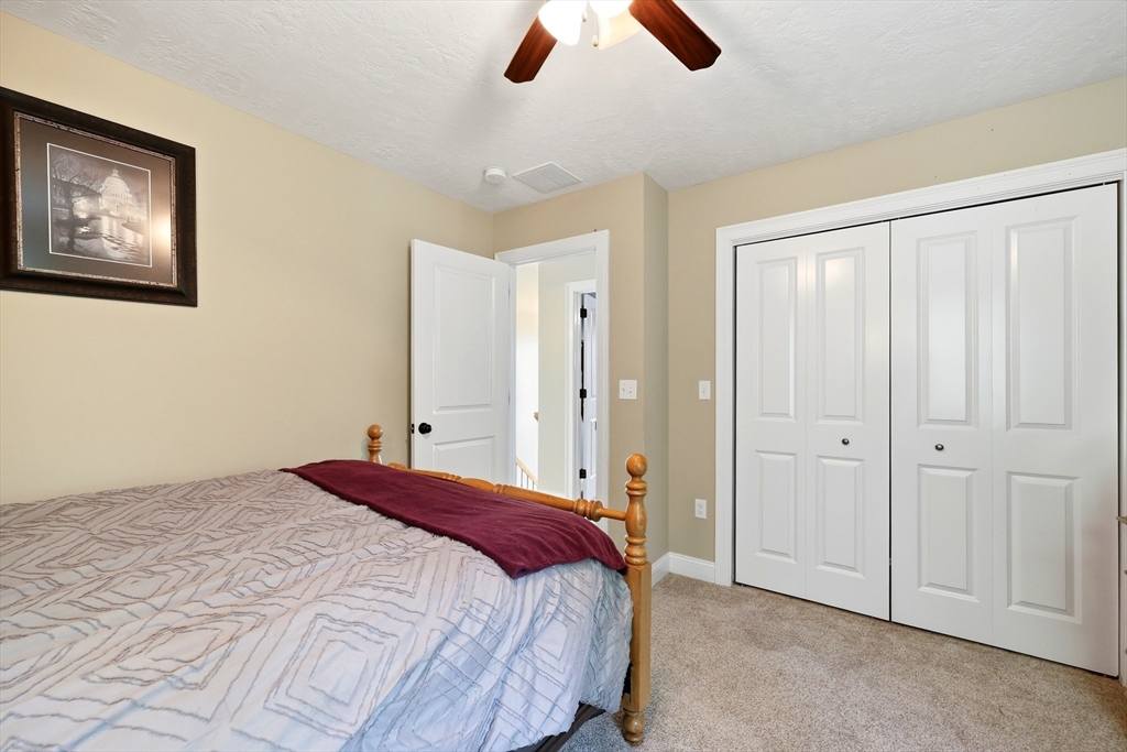 34 Bissonnette Circle Southampton, MA 01073 - Photo 28 of 42