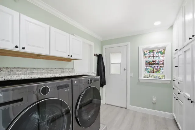 a view of an outdoor space