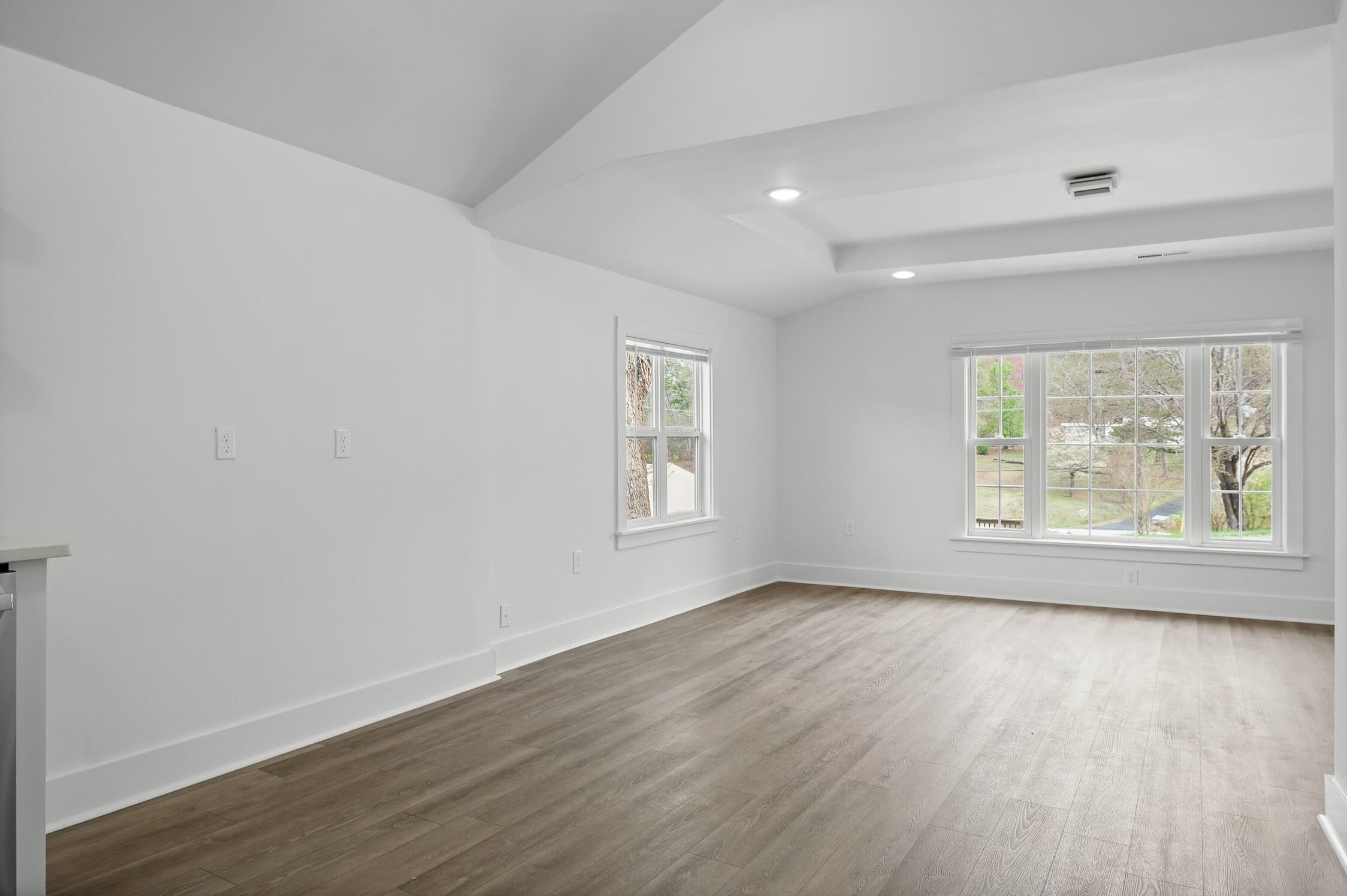9834 West Ridge Trail Road Soddy Daisy, TN 37379 - Photo 7 of 25 Living Room III