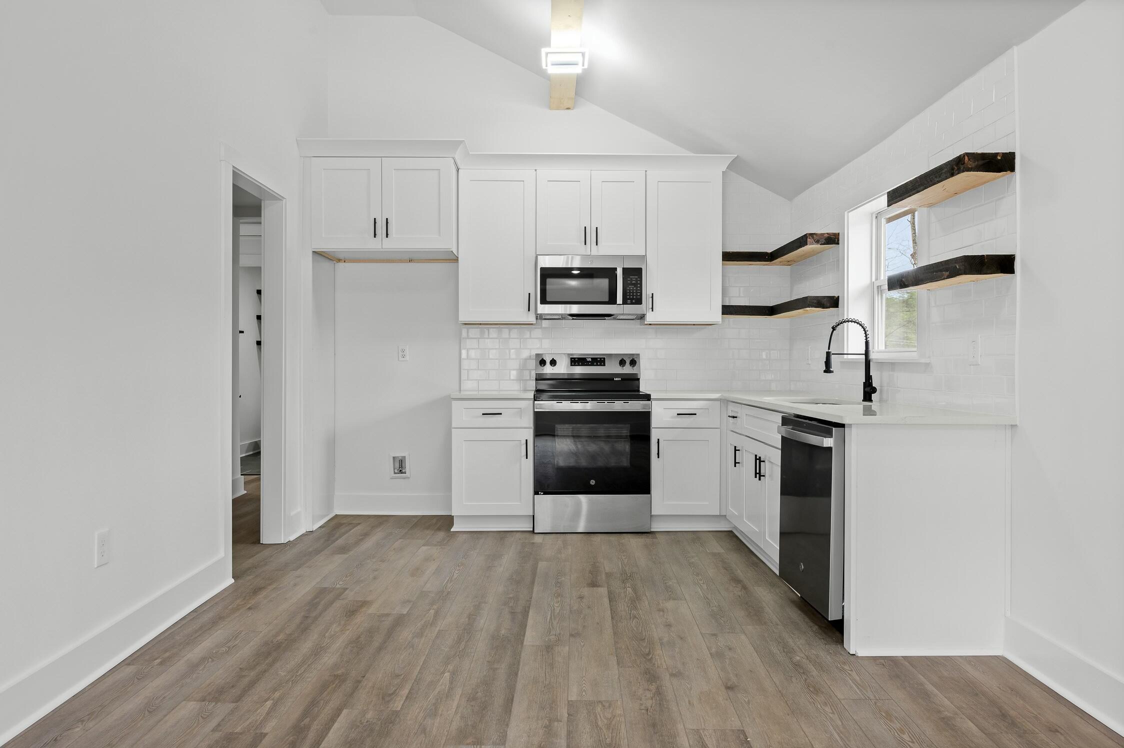 9834 West Ridge Trail Road Soddy Daisy, TN 37379 - Photo 9 of 25 Kitchen II