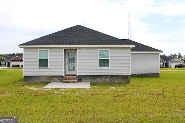 $1,750 | 7040 White Pine Avenue, Statesboro, GA 30458