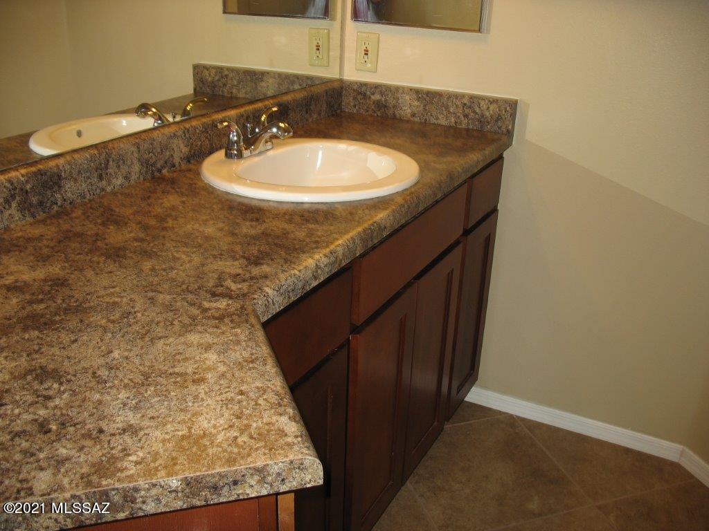 5751 North Kolb Road, Unit 17204 Tucson, AZ 85750 - Photo 15 of 20
