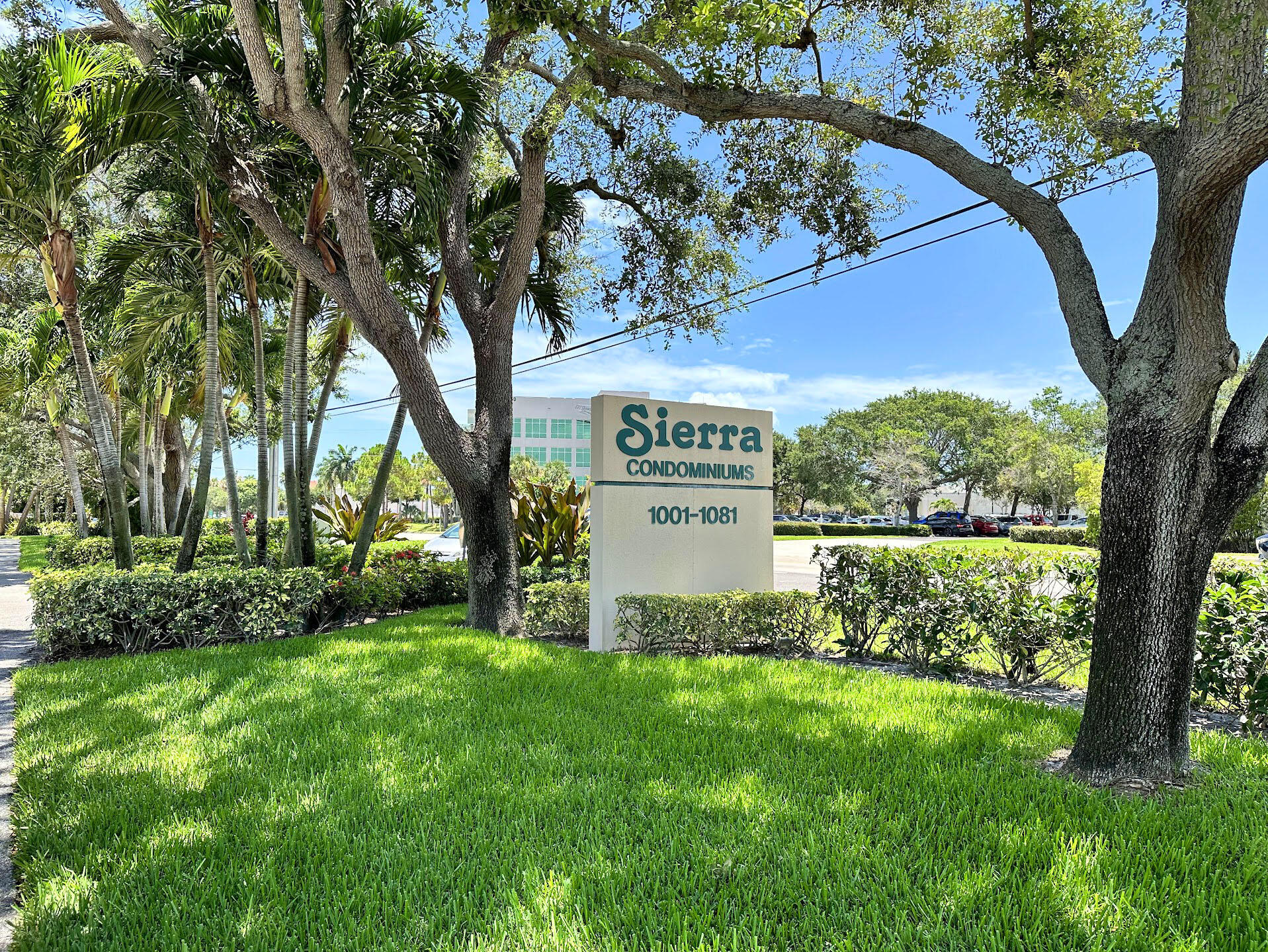 1041 Southeast Monterey Road Stuart, FL 34994 - Photo 6 of 15 IMG_0567 ed